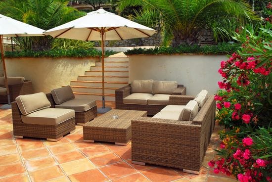 Simplifying Outdoor Furniture Delivery to Your Customers
